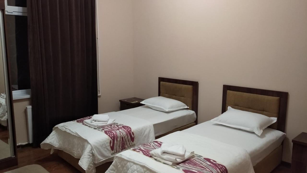 Green House Eco Hotel Самарканд Стая снимка